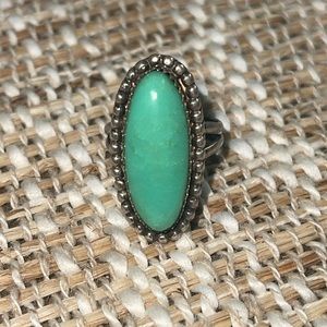 Sterling Silver Green Oval Turquoise Dotted Detailing Ring Size 7